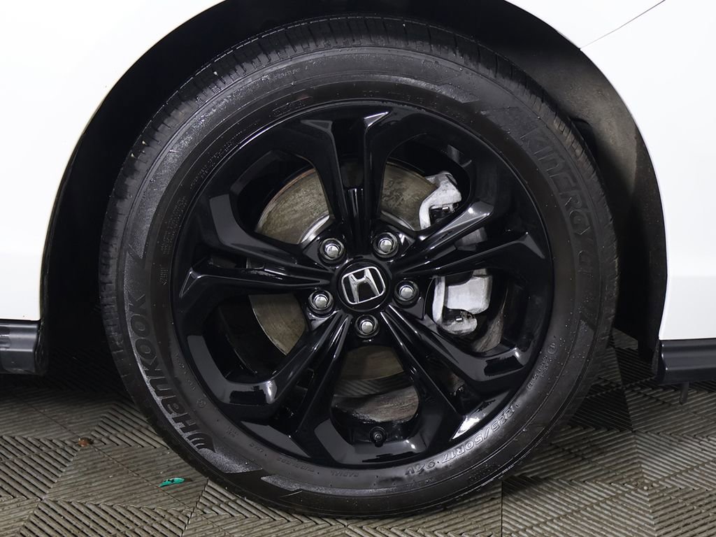 Certified 2025 Honda Accord SE image 22