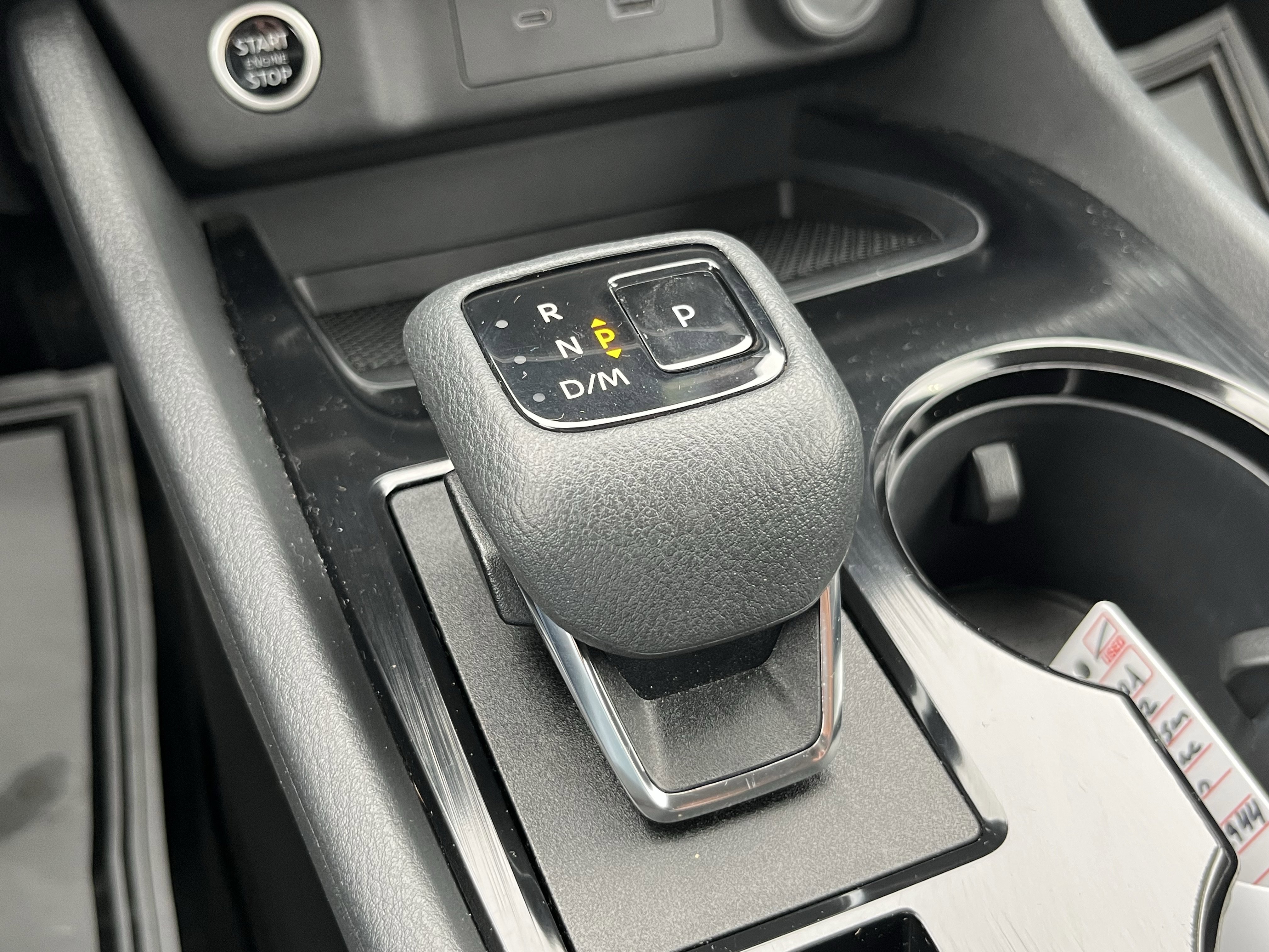 Used 2022 Nissan Rogue SV image 27