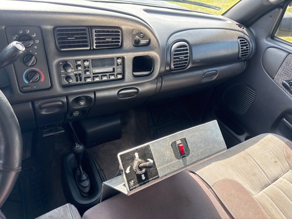 Used 2001 Dodge Ram 2500 Truck 4x4 Regular Cab image 15