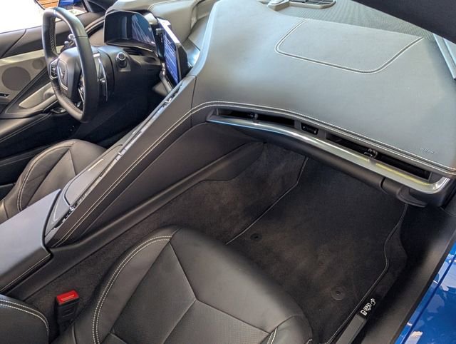 Used 2023 Chevrolet Corvette Stingray Preferred Cpe w/ Z51 Performance Package image 17