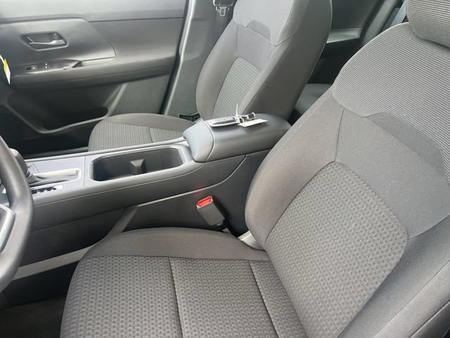 Used 2026 Nissan Kicks S FWD image 7