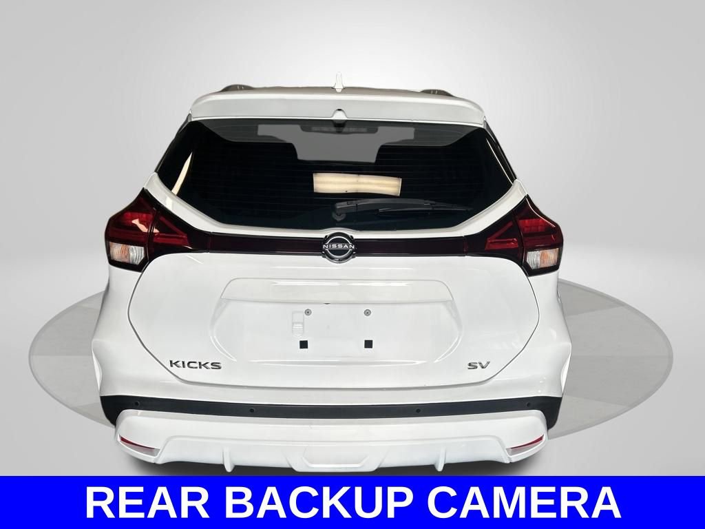 Used 2022 Nissan Kicks SV image 7