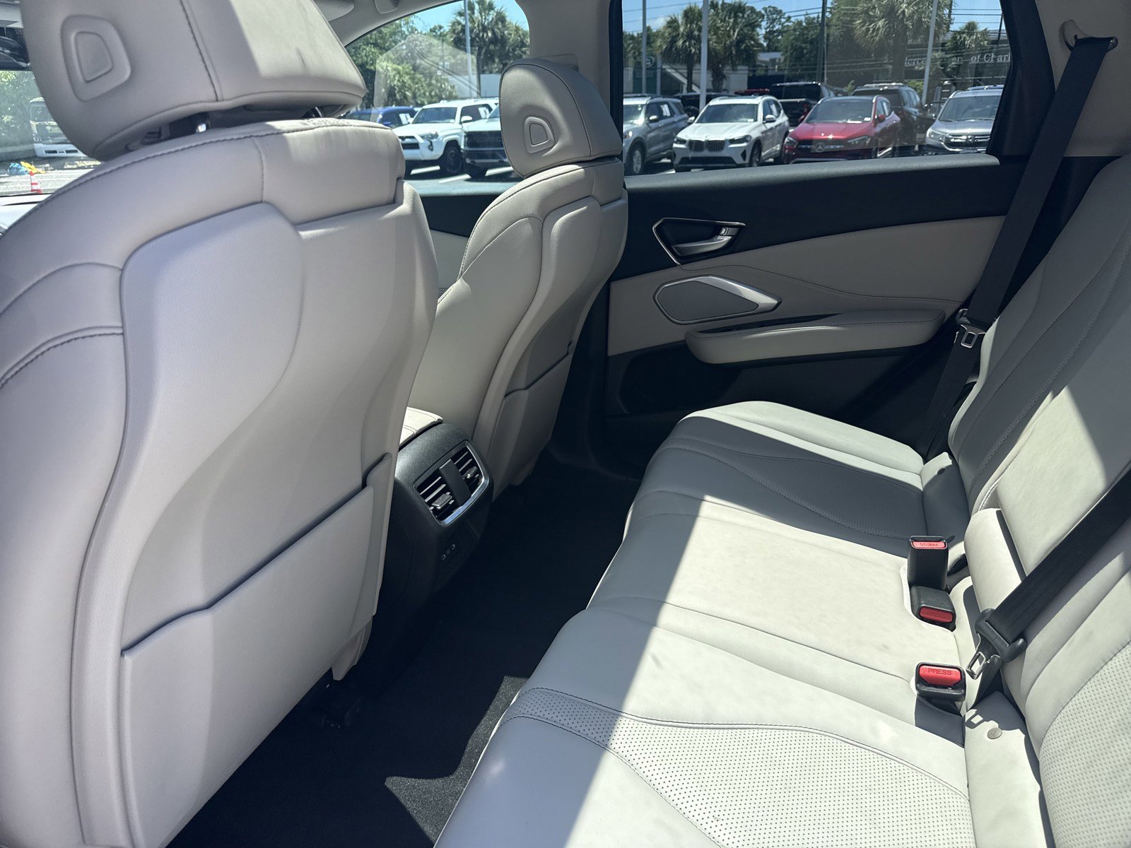 Used 2025 Acura RDX SH-AWD w/ Technology Package image 25