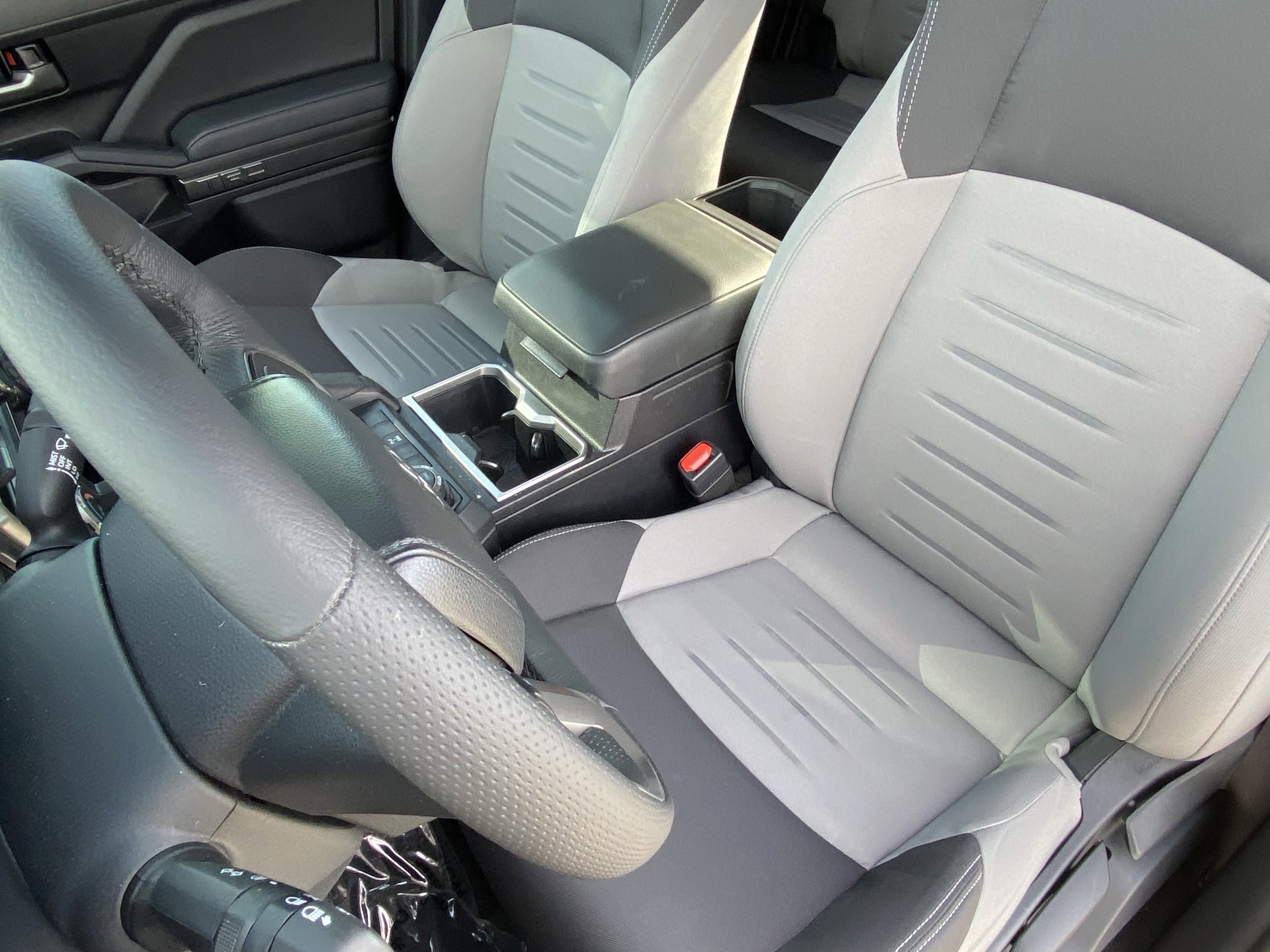 Certified 2025 Toyota Tacoma TRD Off-Road image 27