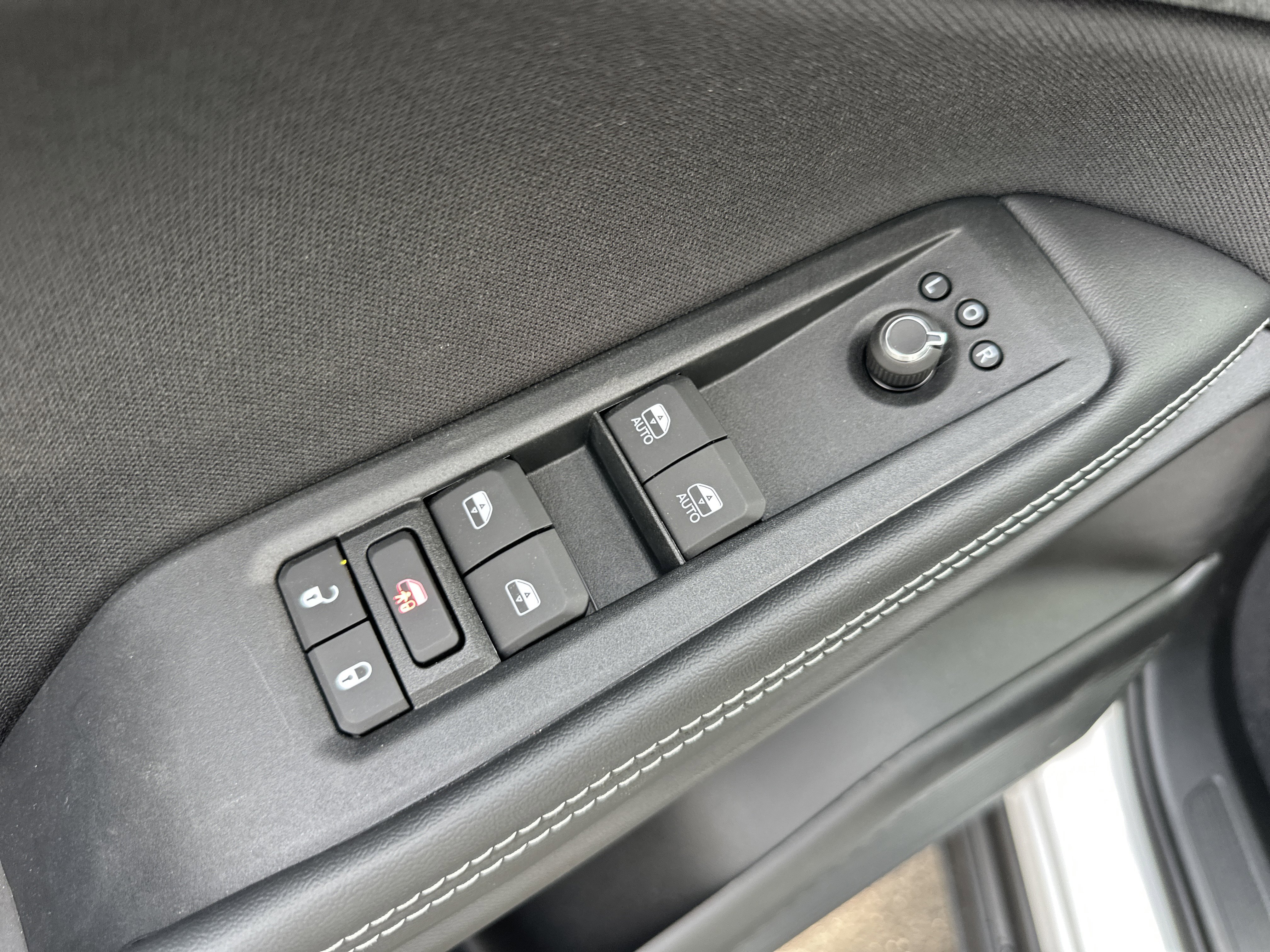 New 2026 Jeep Cherokee Laredo AWD/4WD image 25