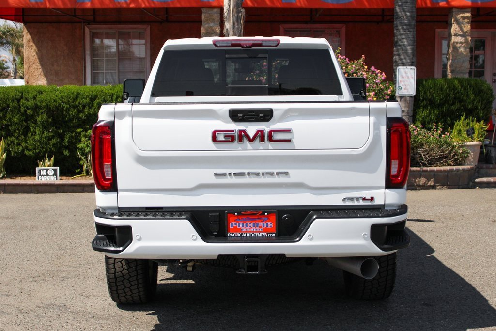 Used 2020 GMC Sierra 2500 AT4 image 8
