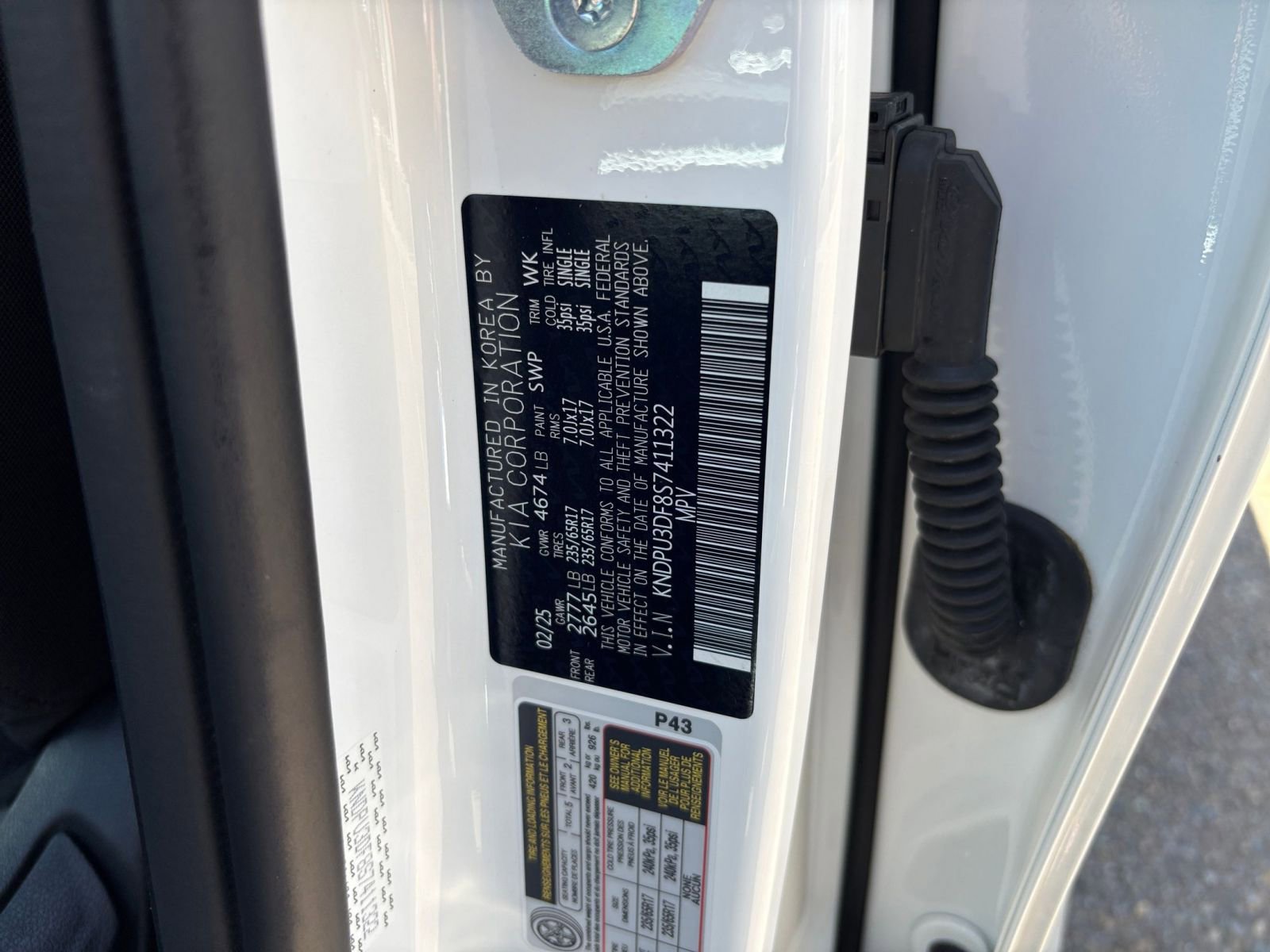 Used 2025 Kia Sportage LX FWD image 28
