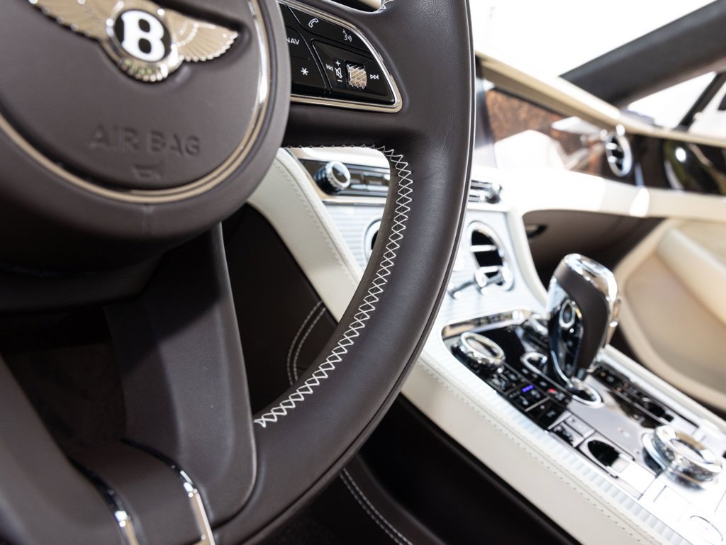 Used 2022 Bentley Continental GT AWD/4WD image 46