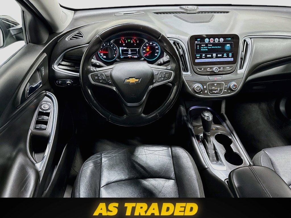 Used 2018 Chevrolet Malibu LT w/ Leather Package FWD image 24