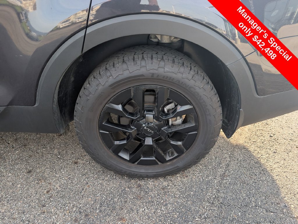 Used 2025 Kia Telluride AWD image 22