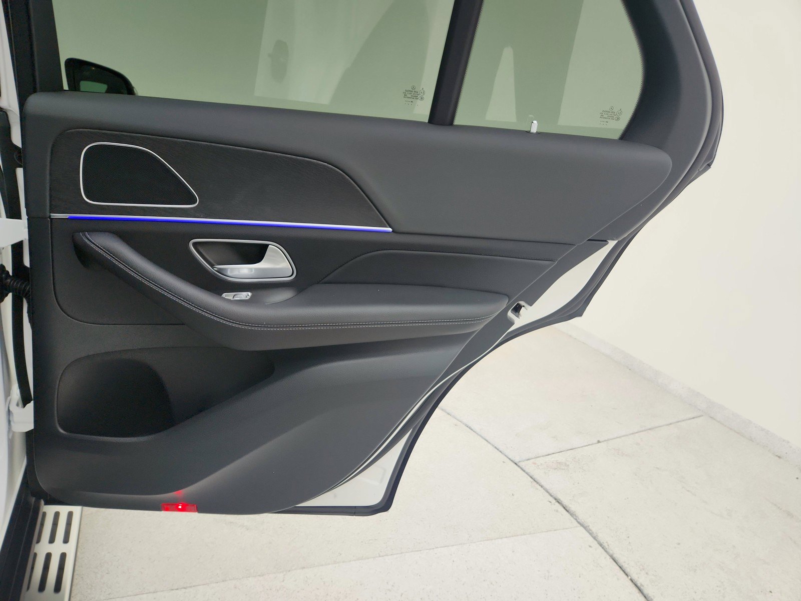 Certified 2025 Mercedes-Benz GLE 350 4MATIC image 32