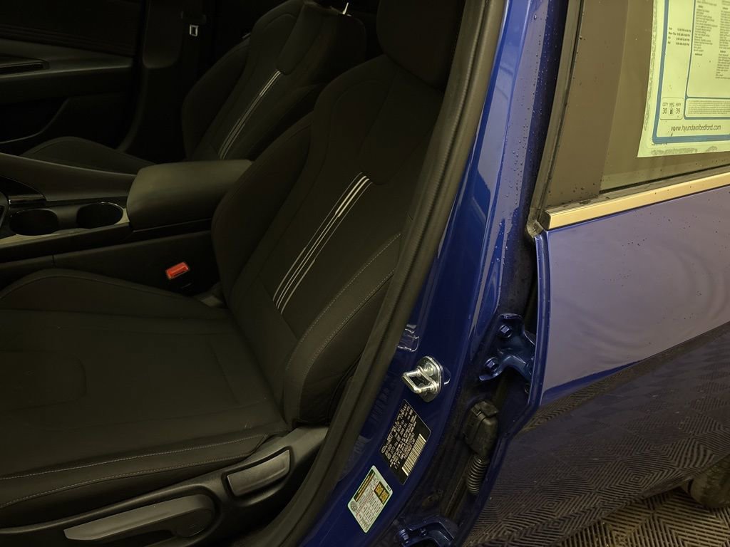Certified 2026 Hyundai Elantra SEL Sport image 12