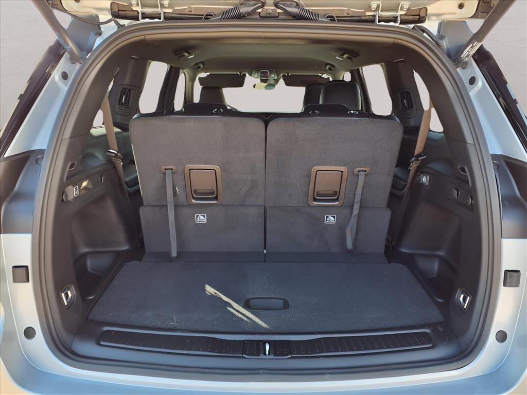 New 2025 Jeep Grand Cherokee L Laredo image 24