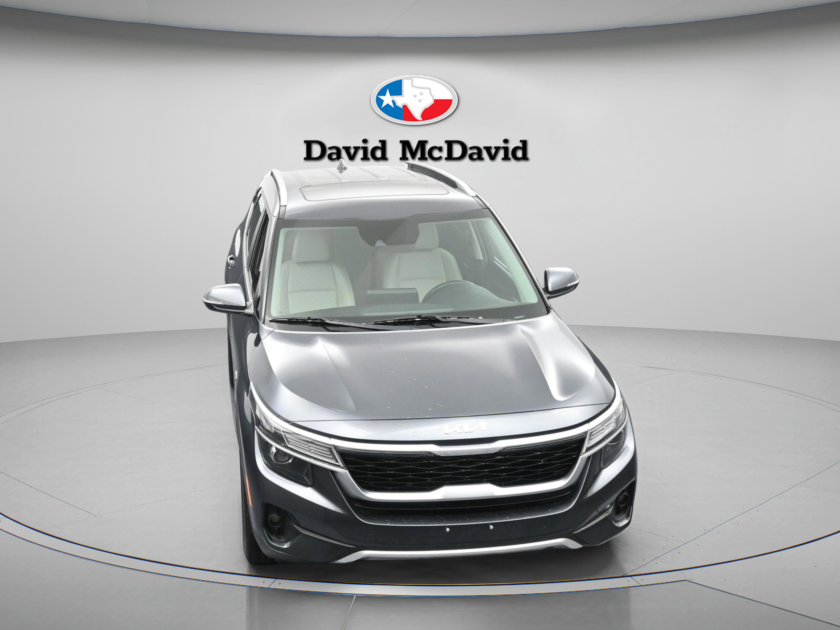 Used 2022 Kia Seltos EX image 25