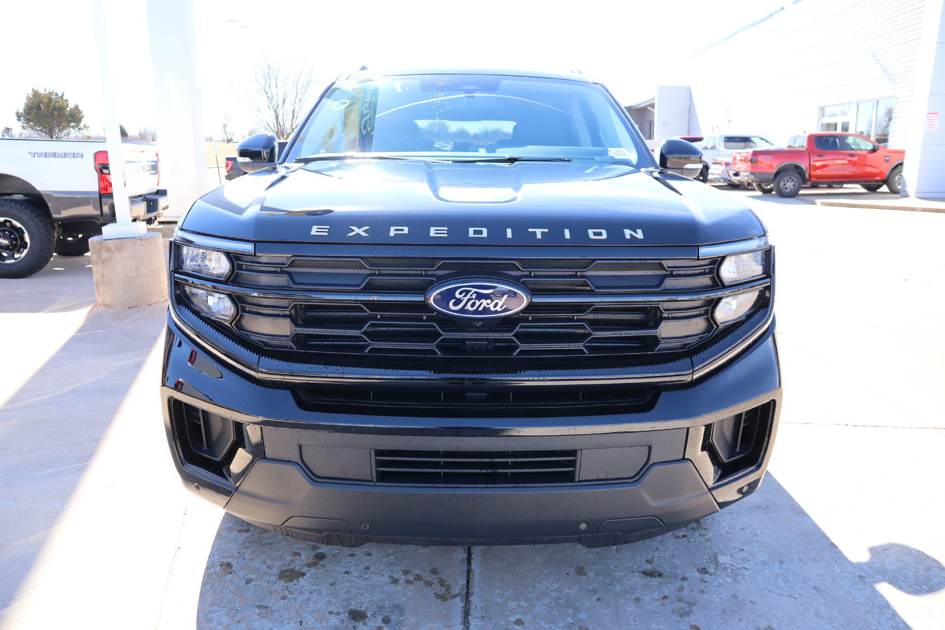 New 2026 Ford Expedition Active AWD/4WD image 12
