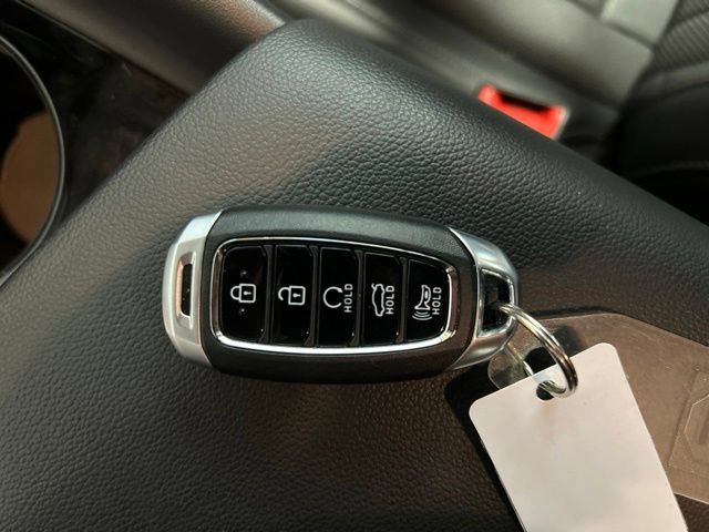 Used 2023 Hyundai Elantra Limited FWD image 33