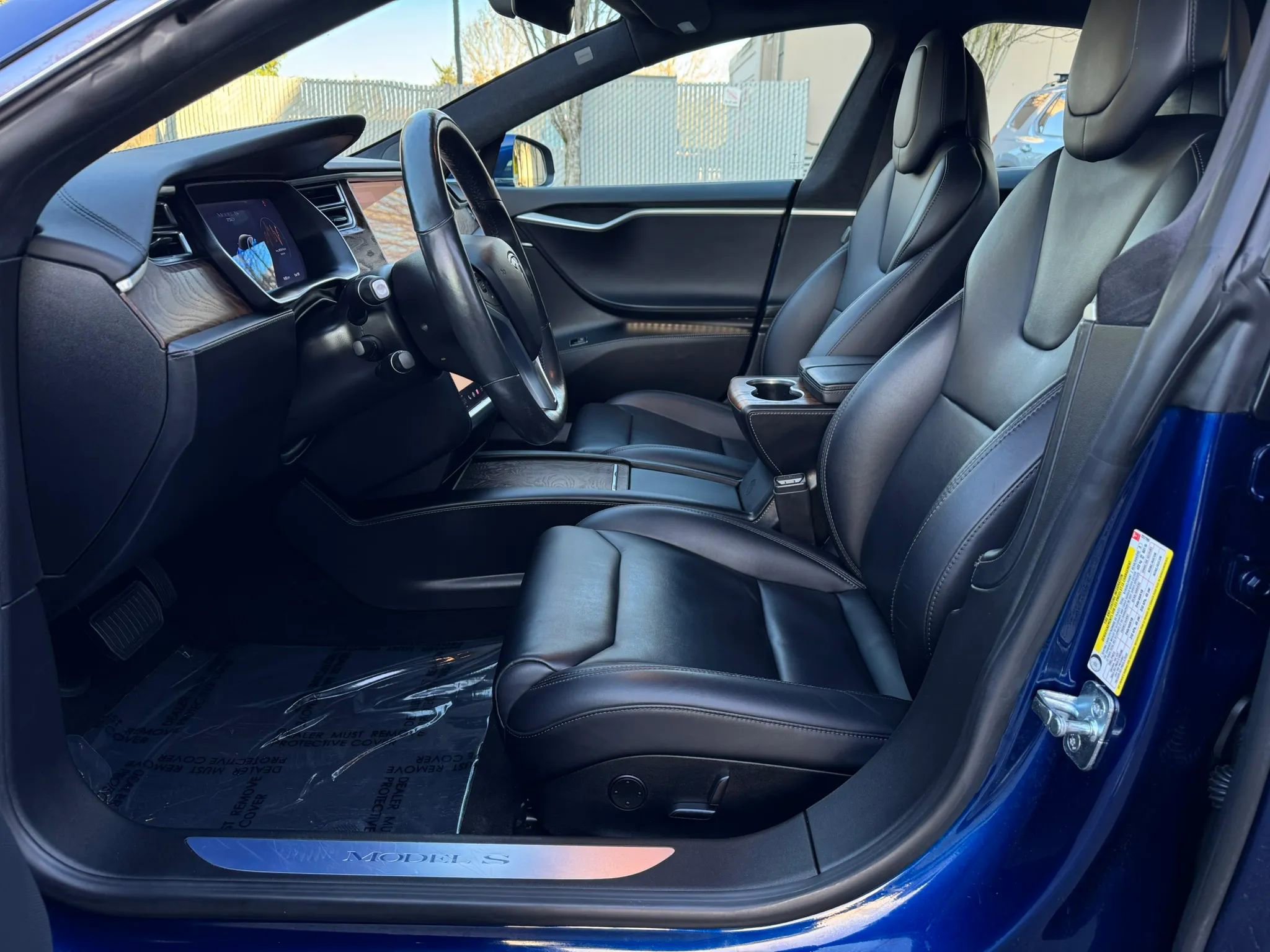 Used 2017 Tesla Model S 75D AWD/4WD image 25