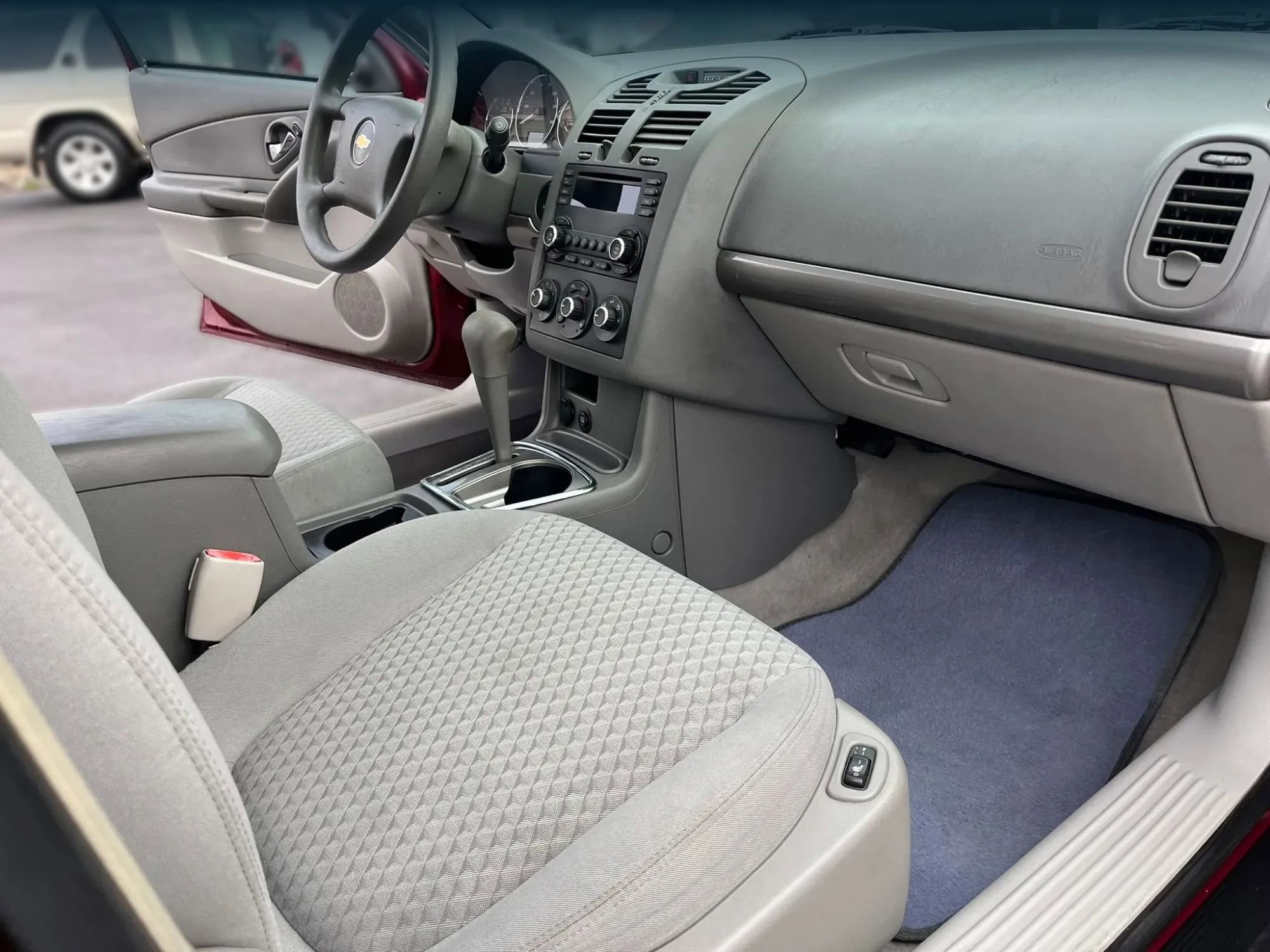 Used 2006 Chevrolet Malibu LT w/ Front Seating Package image 7