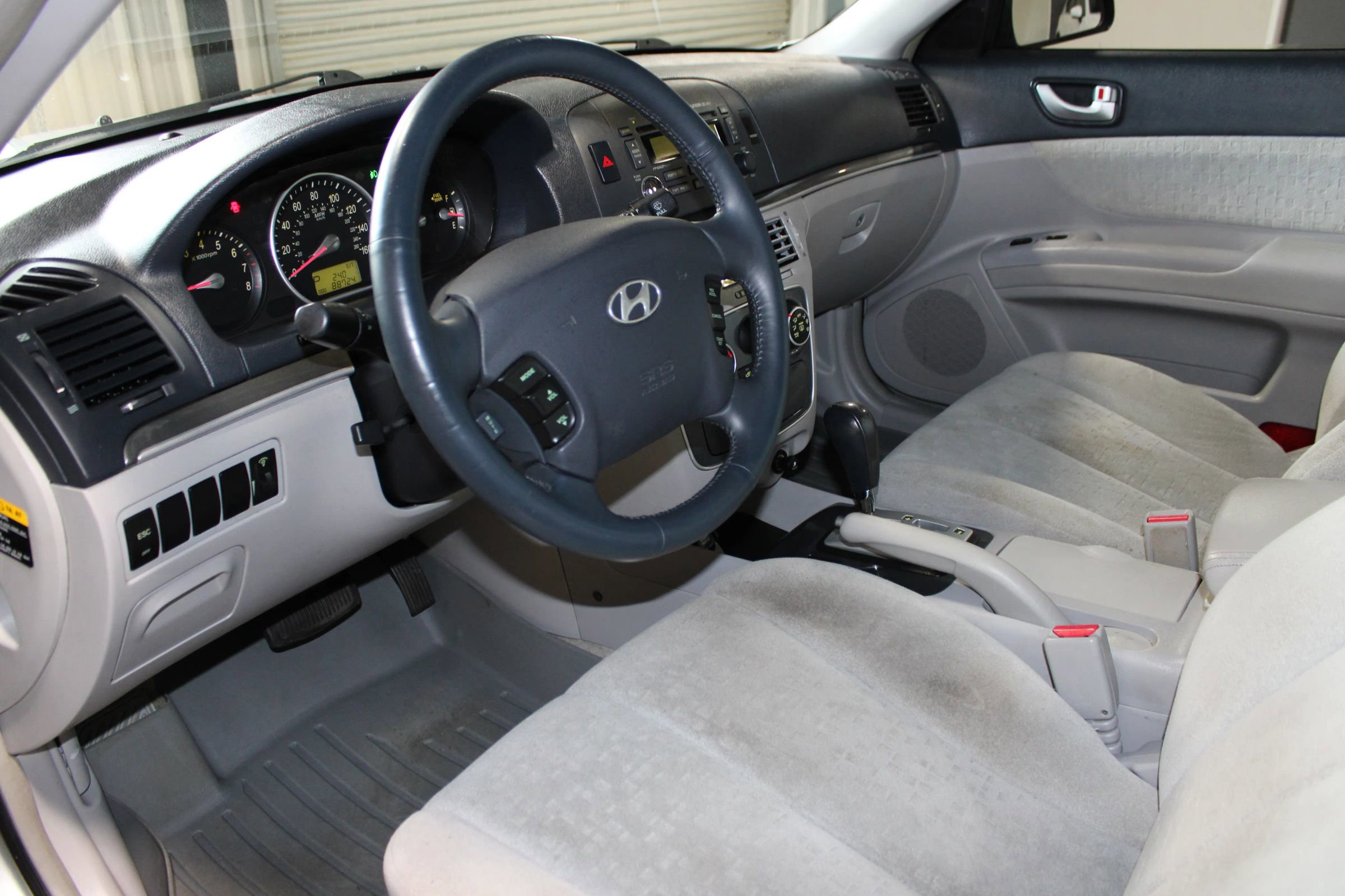 Used 2006 Hyundai Sonata GLS FWD image 17