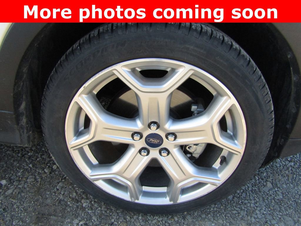 Used 2017 Ford Escape Titanium image 9