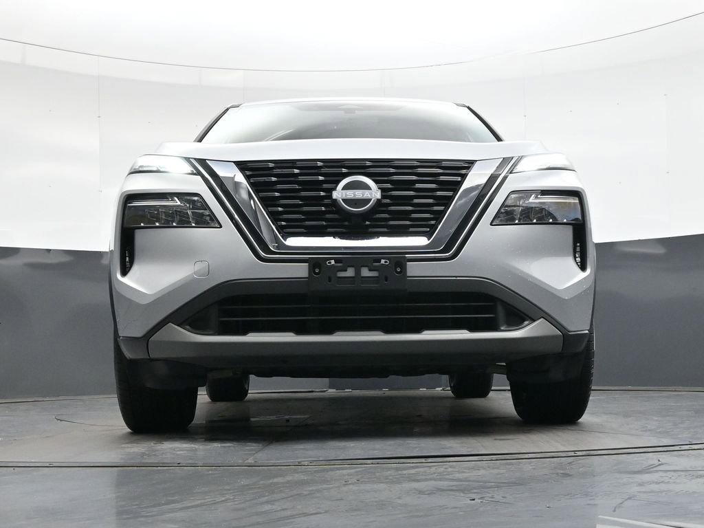 Used 2023 Nissan Rogue SV image 44