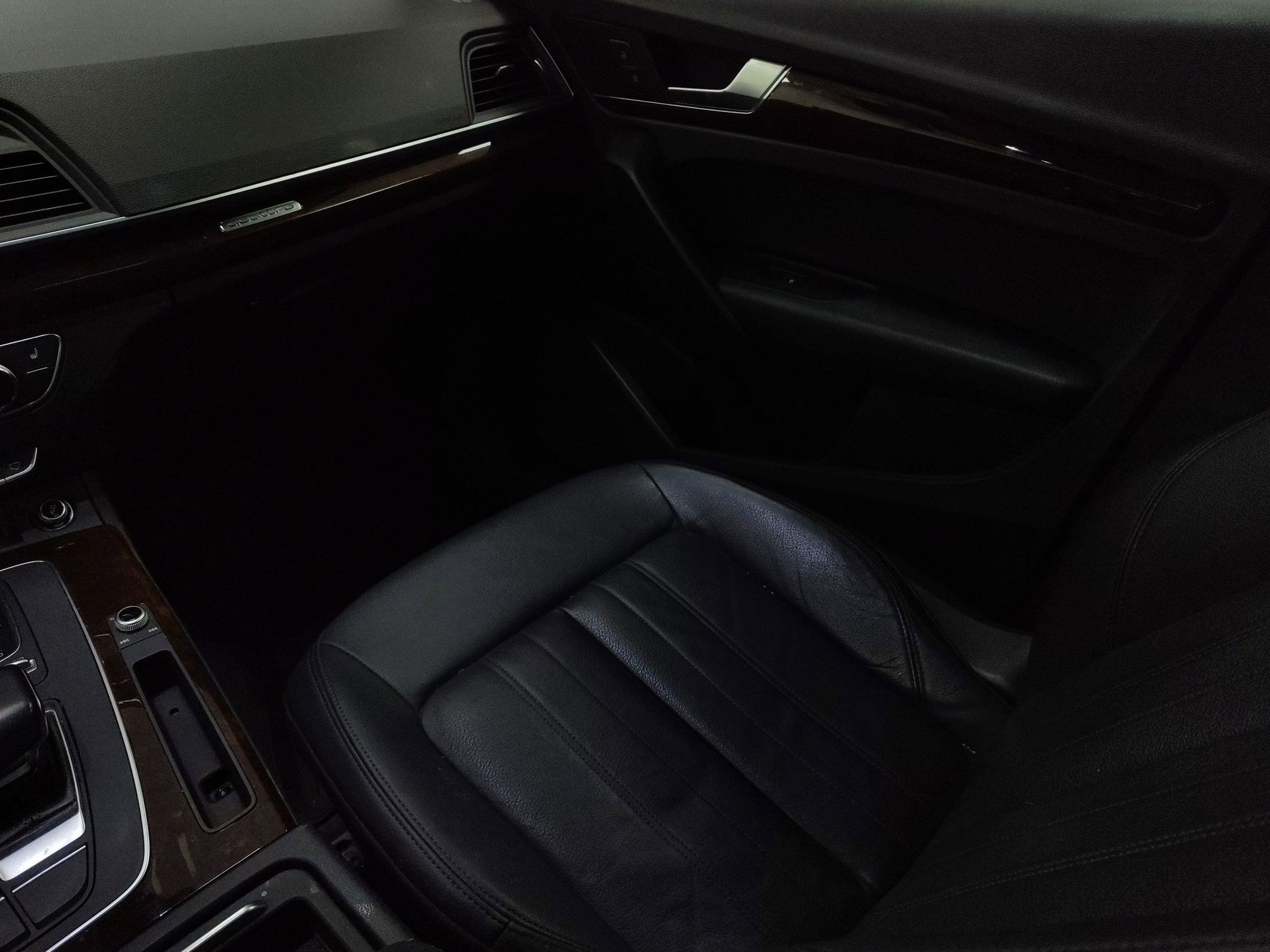 Used 2018 Audi Q5 2.0T Premium Plus w/ Premium Plus Package image 24