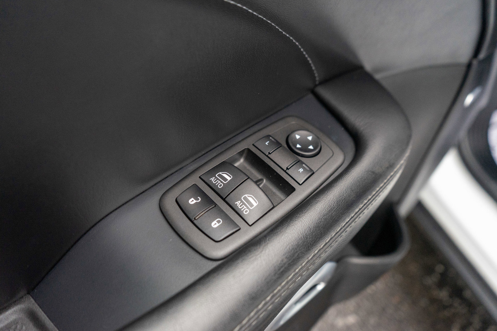 Used 2023 Dodge Challenger GT w/ Plus Package image 14