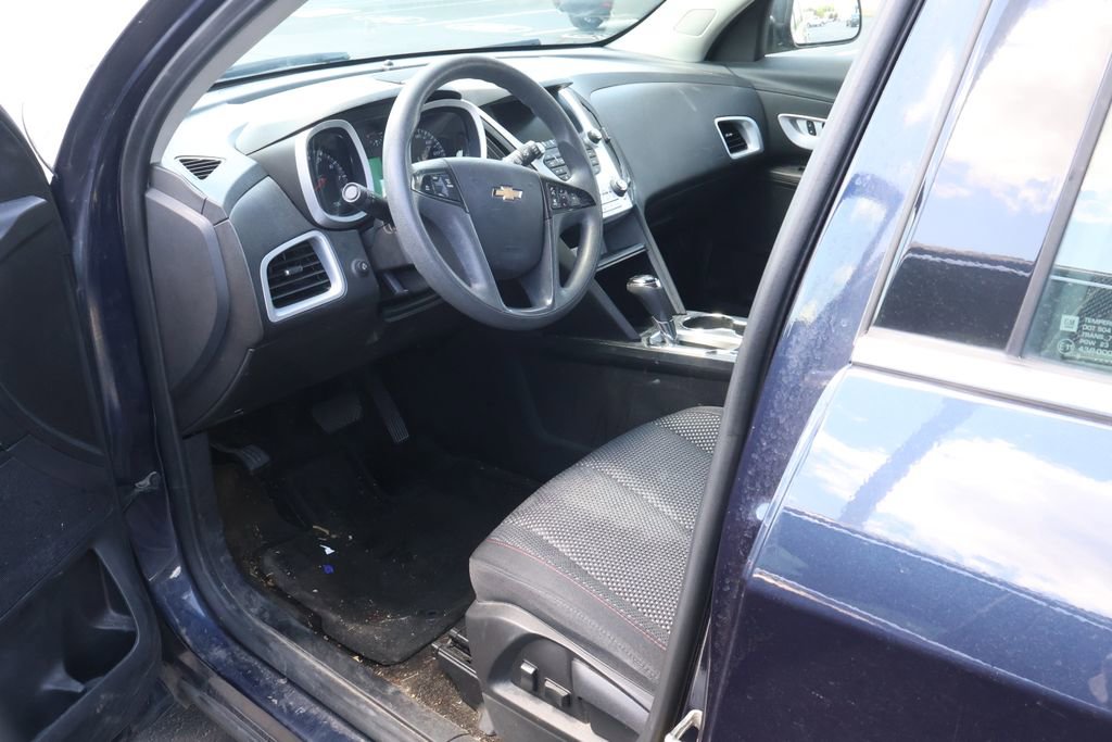 Used 2017 Chevrolet Equinox LS FWD image 7