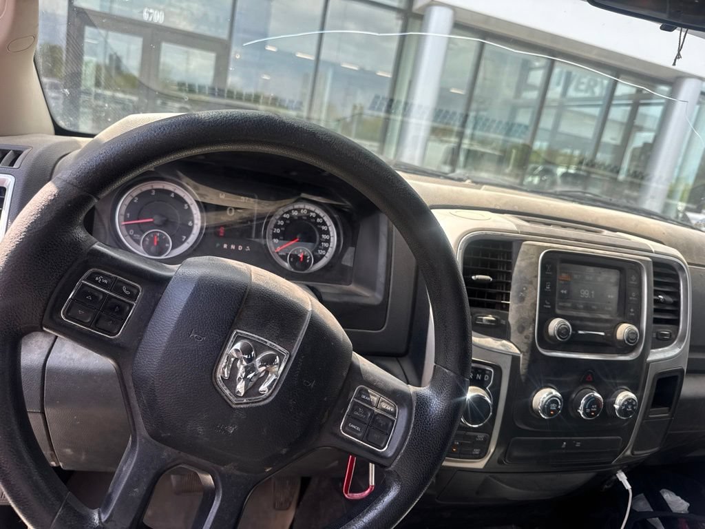 Used 2017 RAM 1500 Classic SLT AWD/4WD image 10