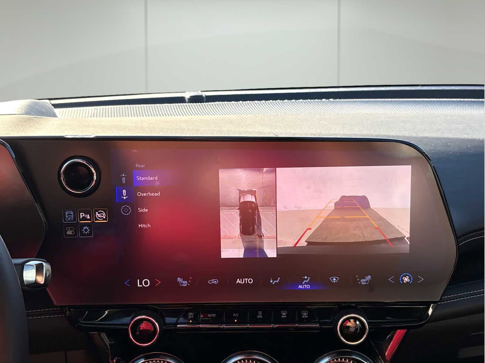 Used 2024 Chevrolet Blazer EV LT image 29