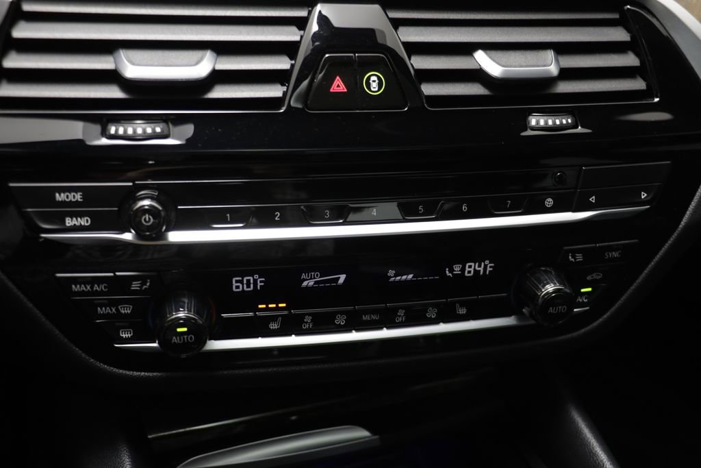 Used 2020 BMW 540i xDrive AWD/4WD image 11