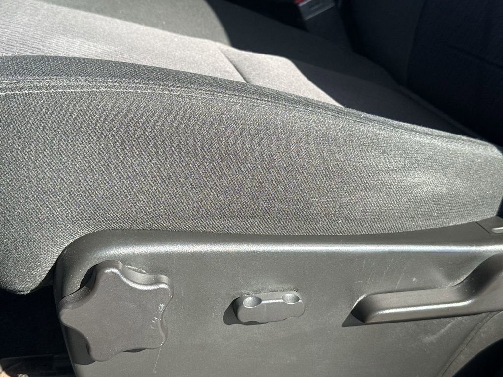 Used 2010 Chevrolet Silverado 1500 LT w/ Power Pack Plus image 13