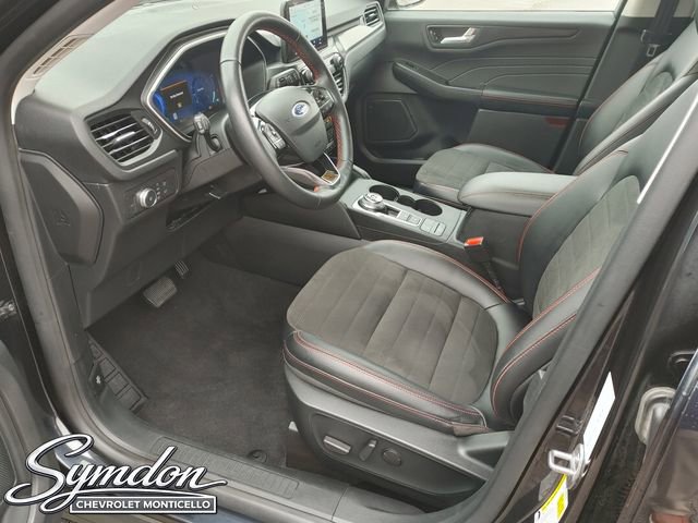 Used 2021 Ford Escape SEL w/ SEL Stealth AWD Package image 9