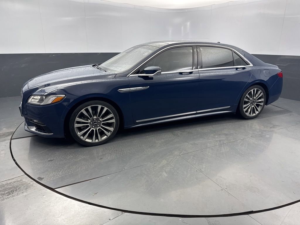 Used 2018 Lincoln Continental Reserve w/ Rear-seat Package image 2