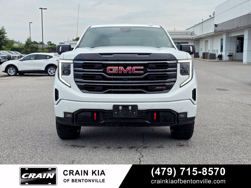 Used 2025 GMC Sierra 1500 AT4 AWD/4WD image 2