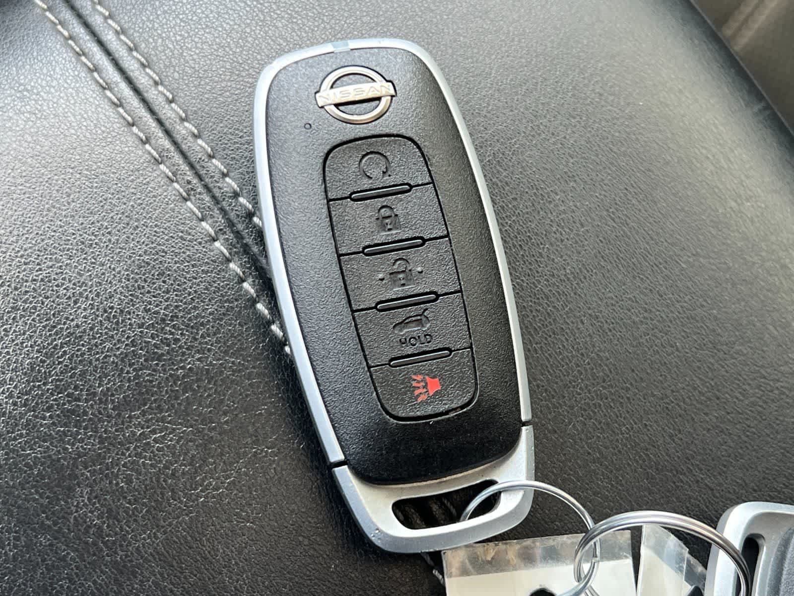 Used 2023 Nissan Pathfinder Platinum FWD image 30