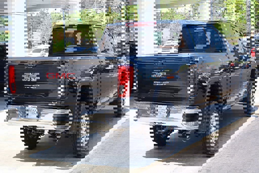 New 2025 GMC Sierra 2500 SLE w/ Preferred Package image 6