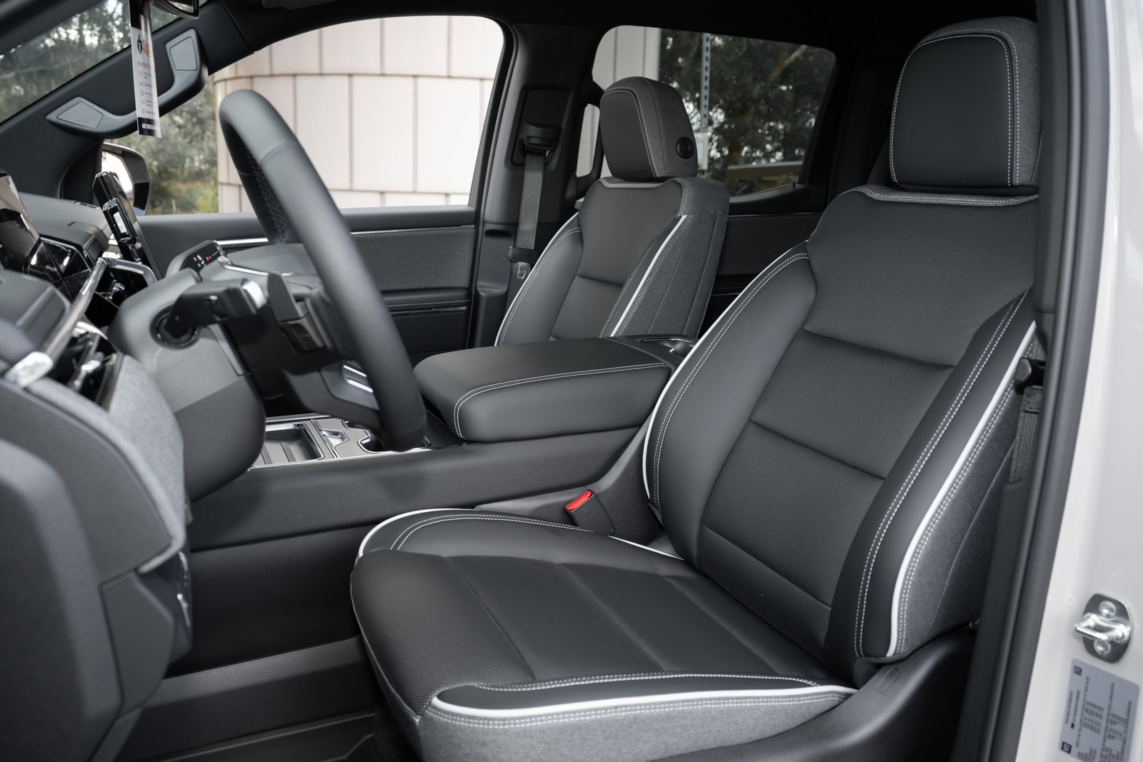 New 2026 GMC Sierra EV Elevation image 18