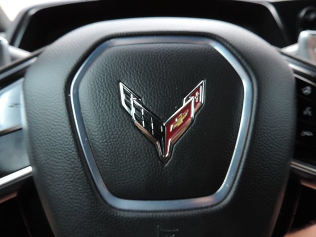Used 2022 Chevrolet Corvette Stingray Preferred Cpe w/ Z51 Performance Package RWD image 33