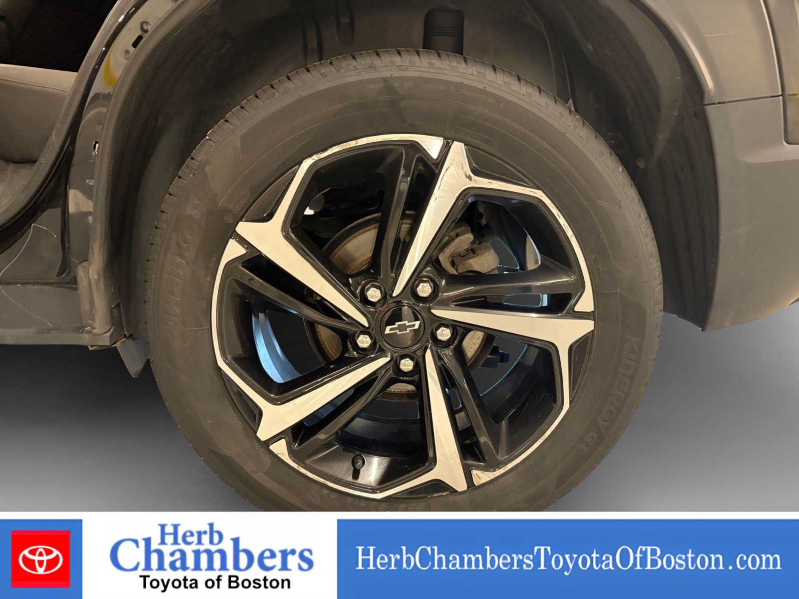 Used 2022 Chevrolet TrailBlazer RS AWD/4WD image 9
