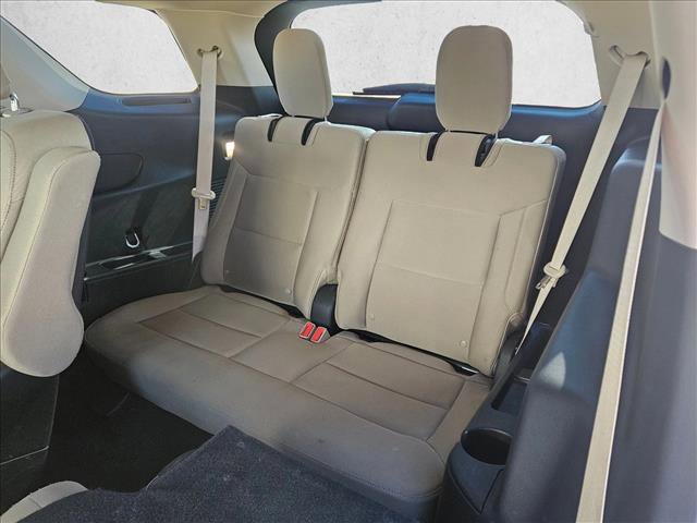 Used 2023 Ford Explorer XLT w/ Class IV Trailer Tow Package image 18