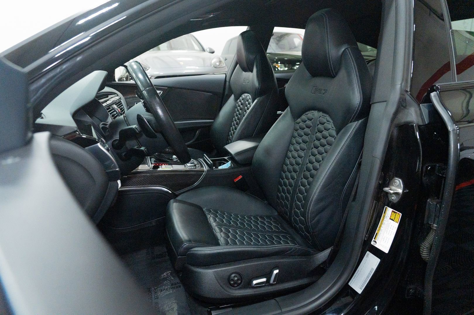 Used 2016 Audi RS 7 Prestige w/ Carbon-Optic Package image 23