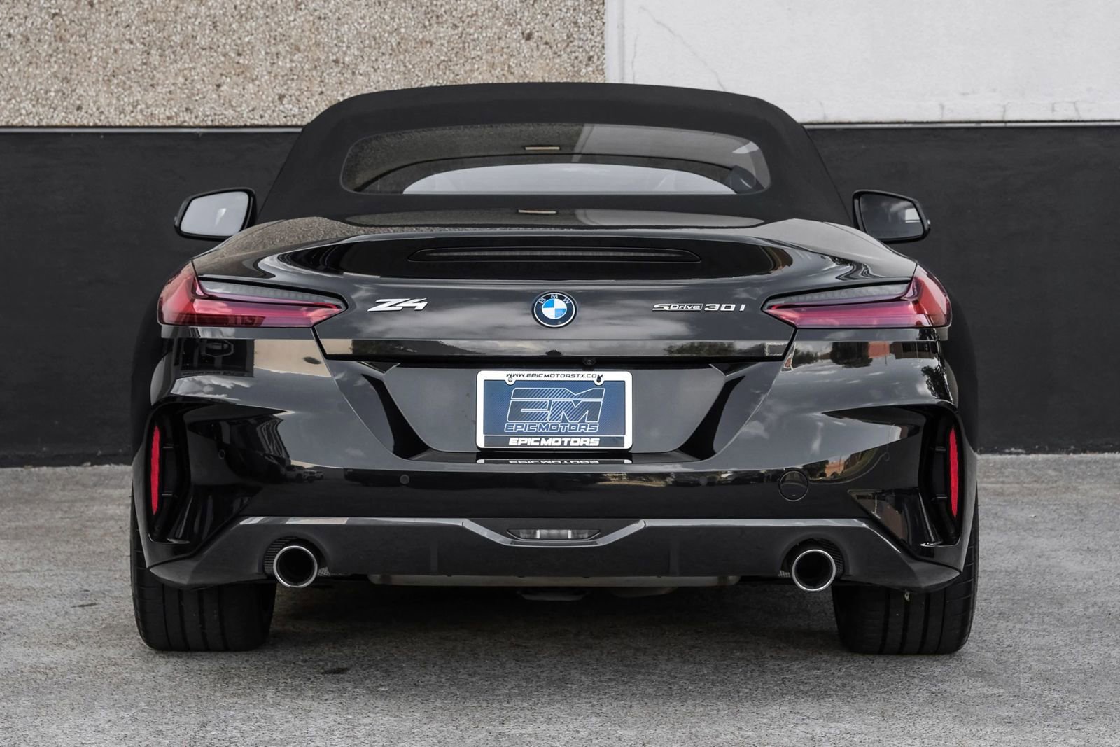 Used 2024 BMW Z4 sDrive30i w/ Convenience Package RWD image 8