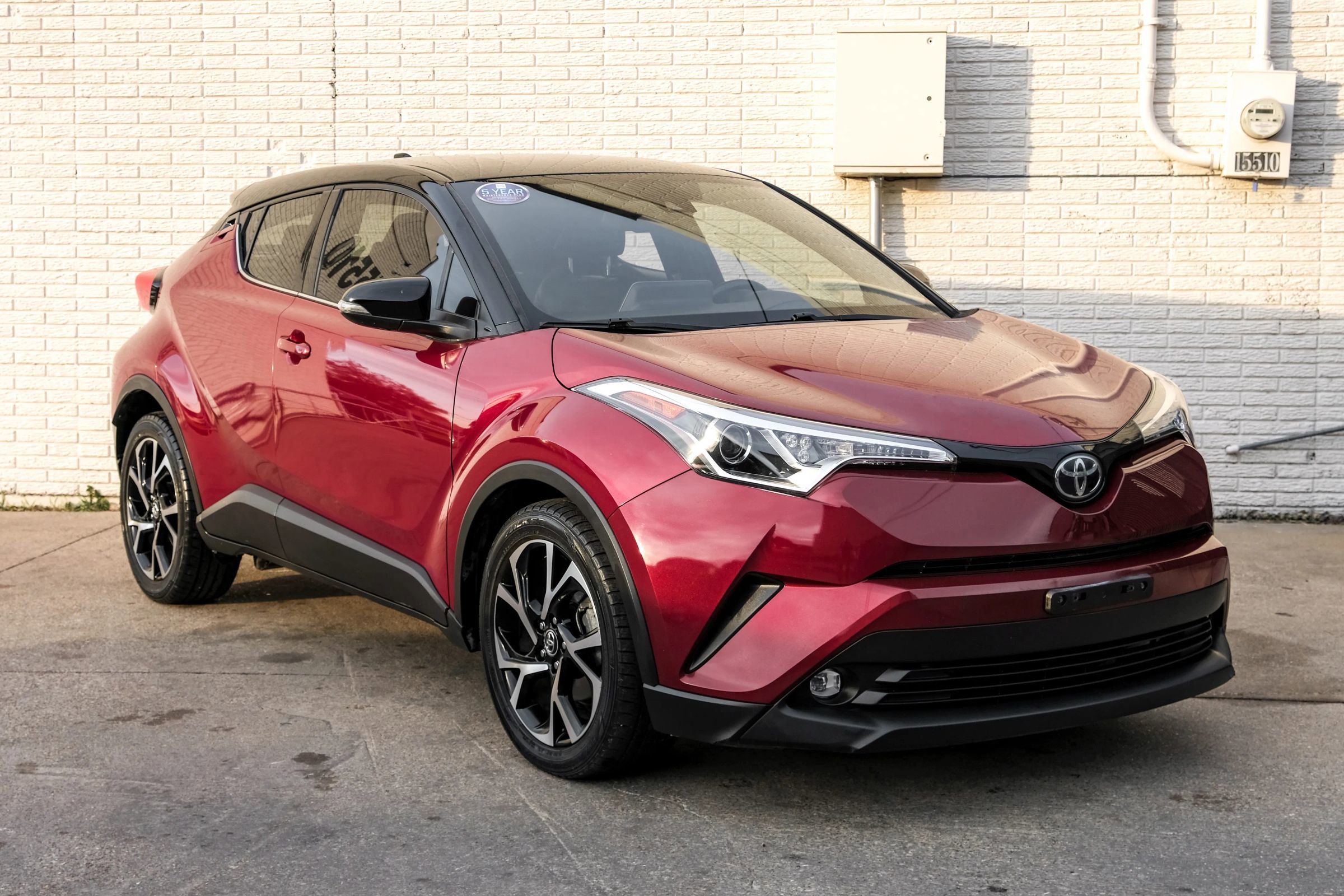 Used 2019 Toyota C-HR Limited image 5