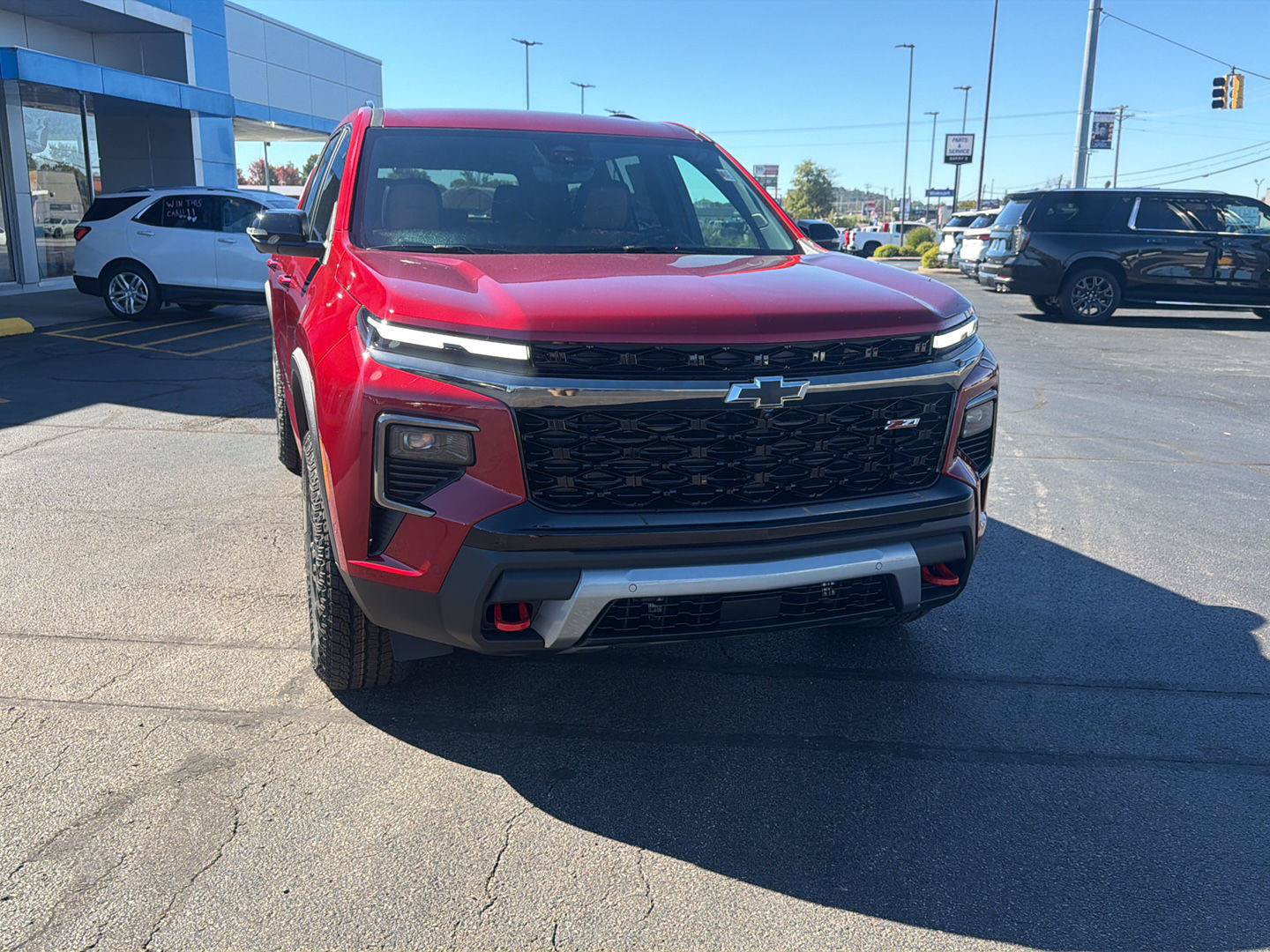 New 2027 Chevrolet Traverse Z71 w/ Enhanced Driving Package AWD/4WD image 7