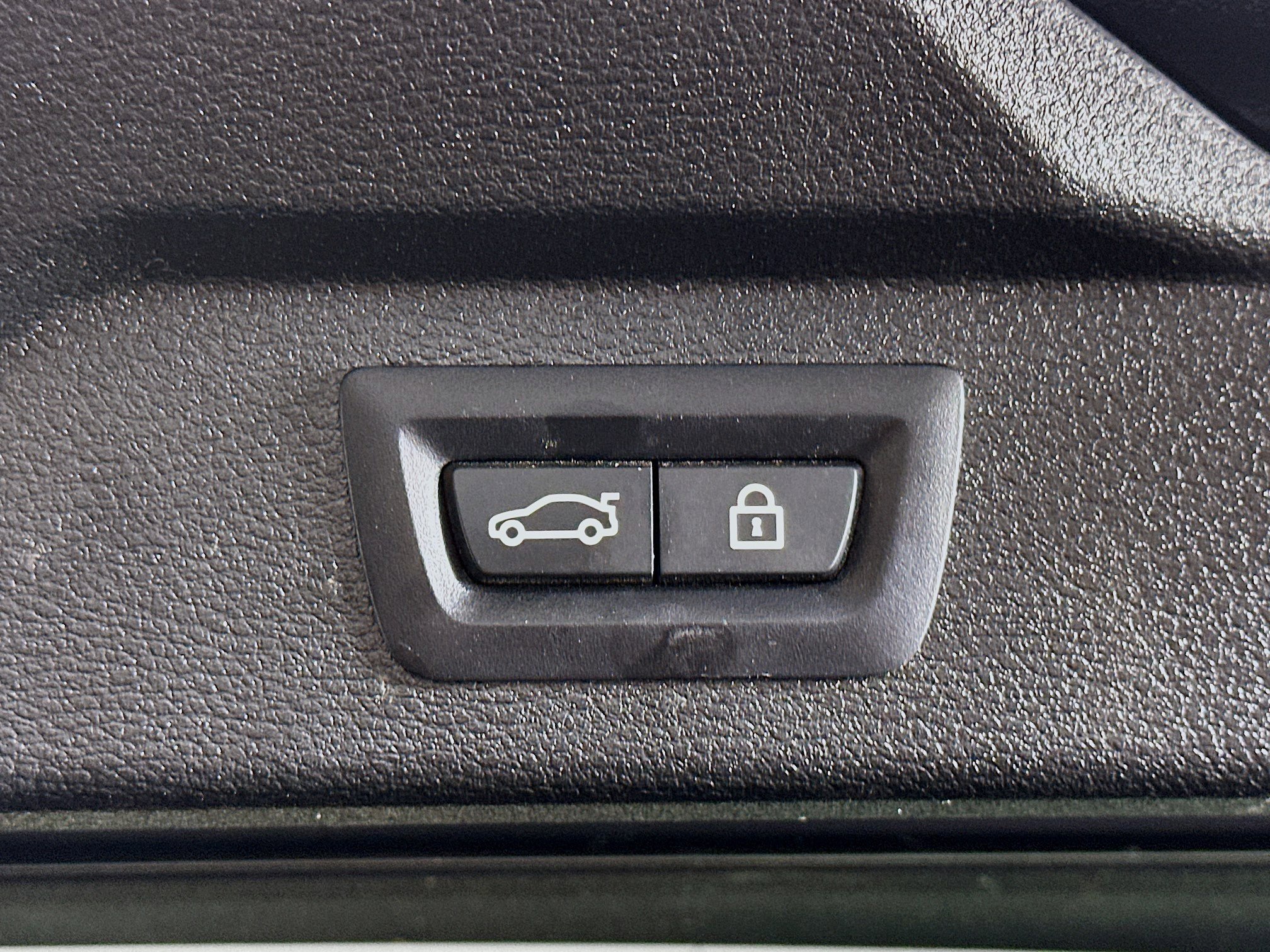 Used 2018 BMW X5 xDrive40e image 31