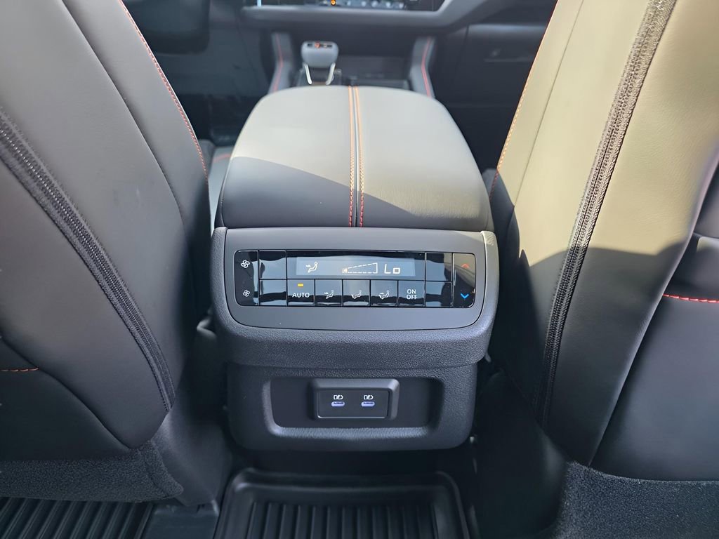 New 2026 Nissan Pathfinder SV image 14