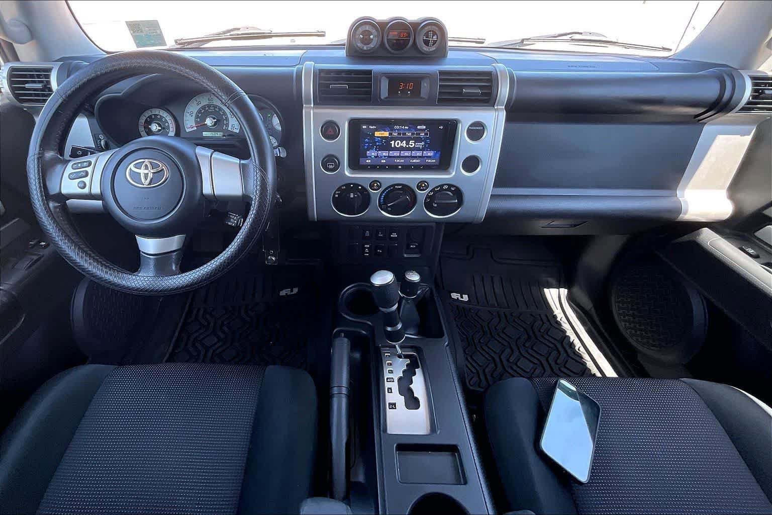 Used 2008 Toyota FJ Cruiser 4WD image 10