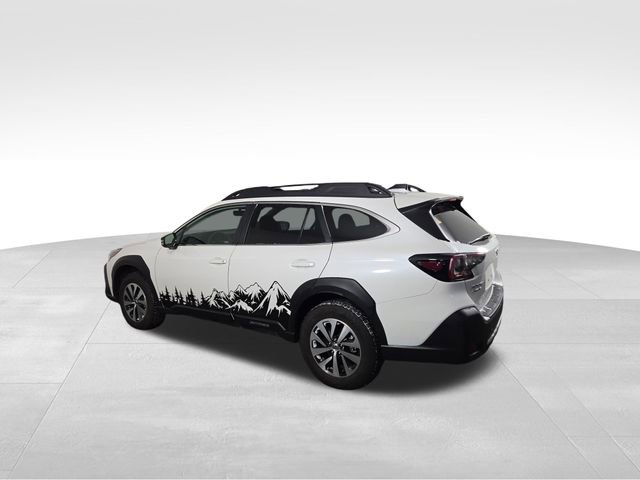 Used 2024 Subaru Outback Premium w/ Popular Package #1A image 10