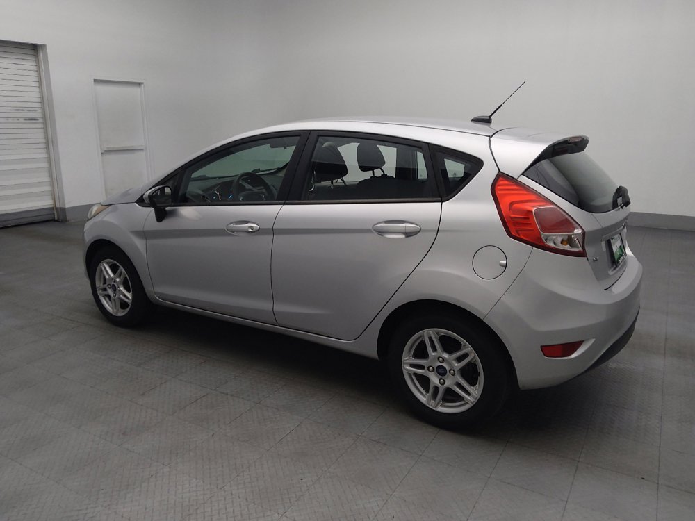 Used 2018 Ford Fiesta SE FWD image 3